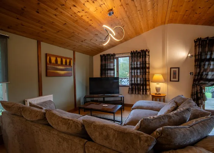 Bouscat - Still Rabbit - Hot Tub - Yorkshire Selby