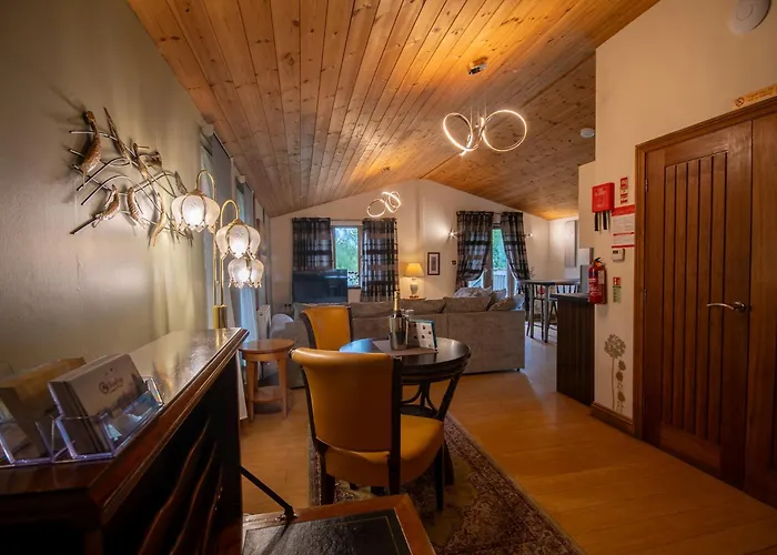 Villa Bouscat - Still Rabbit - Hot Tub - Yorkshire Selby